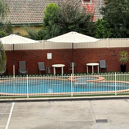 Courtyard Motor Inn Shepparton Exterior photo
