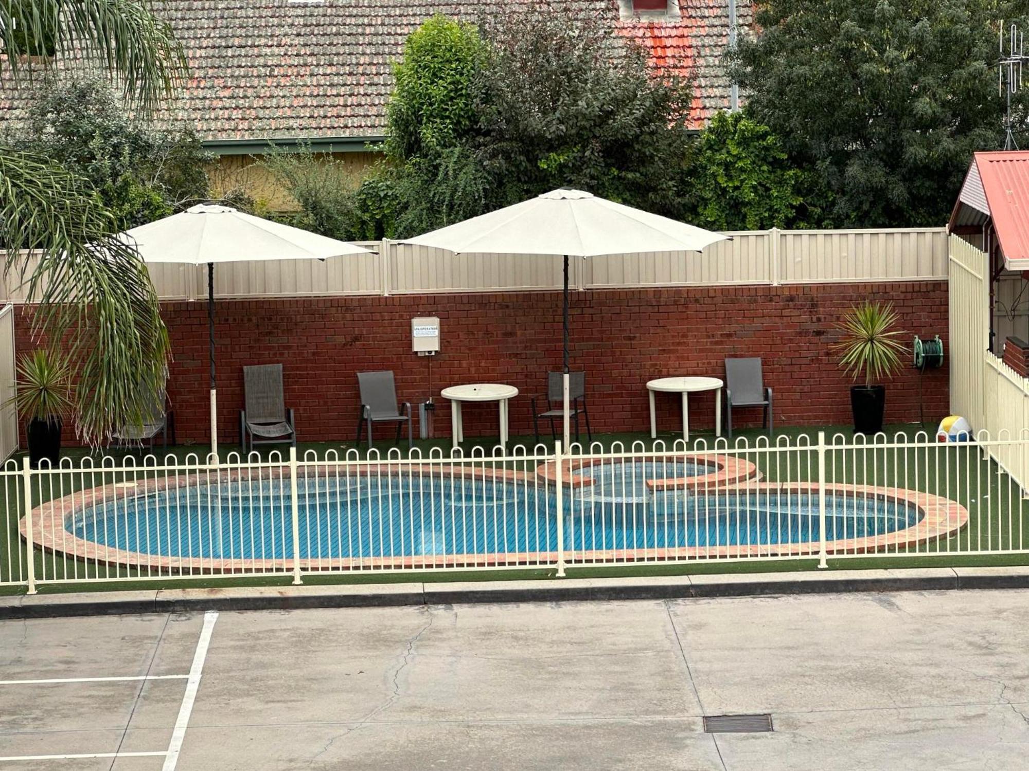 Courtyard Motor Inn Shepparton Exterior photo
